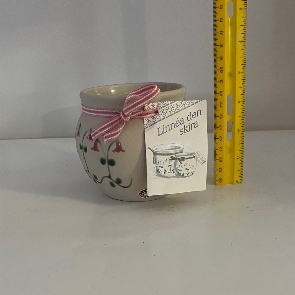 Gabriel Sweden Linnea ceramic pot